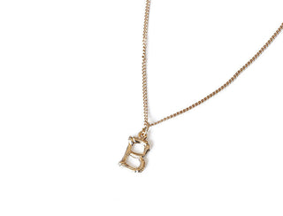 Stylish Female Retro Pendant Clavicle Chain Necklace - Vintage-Inspired Jewellery